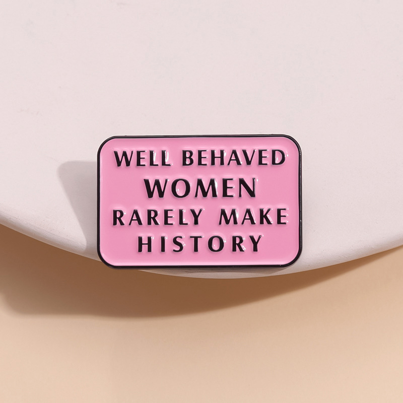 Spille smaltate da donna Girl  - Jewelry Making History recensione e prezzo